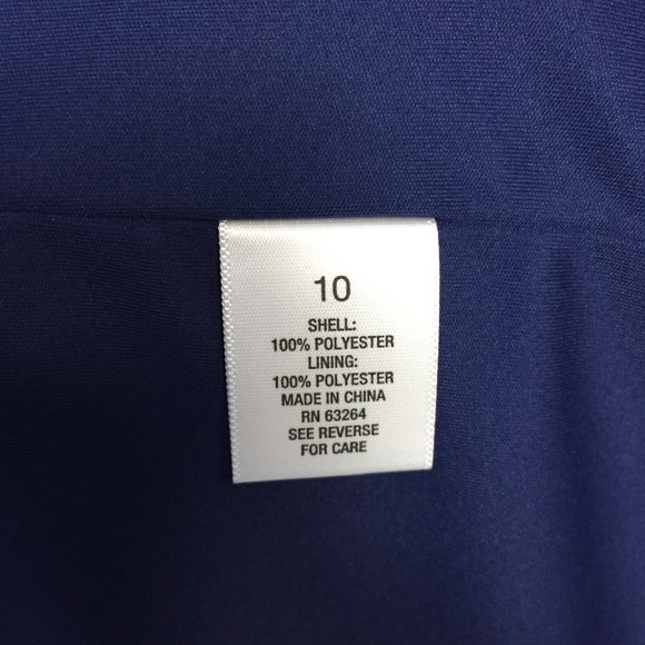 Roz & Ali Floral Trumpet Sleeve Shift Dress - Picture 9 of 16